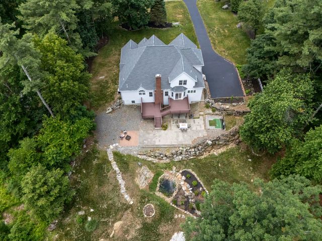 84 Searles Road, Windham, NH 03087