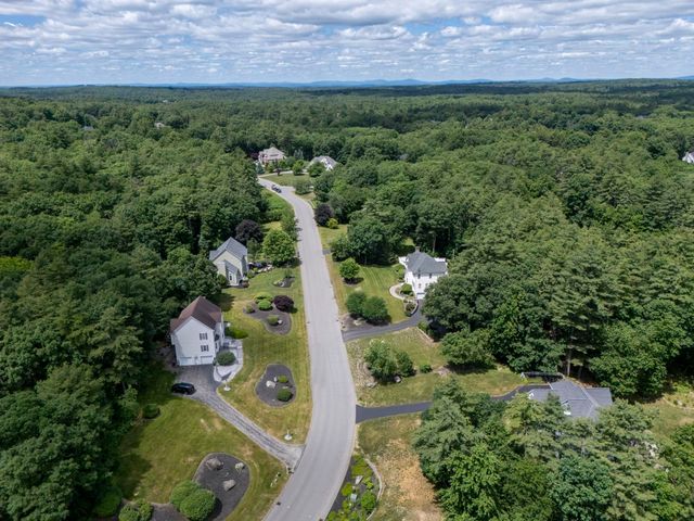 84 Searles Road, Windham, NH 03087