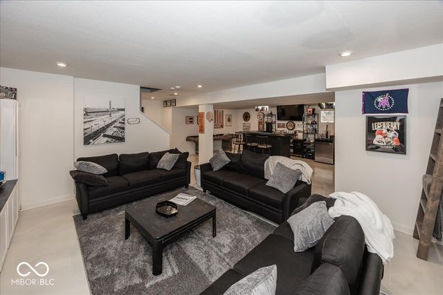 8740 Buttonbush Circle, Plainfield, IN 46168