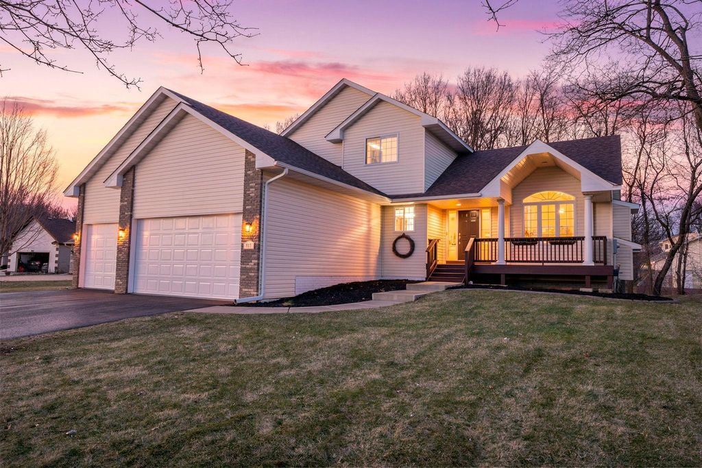 407 Orleans Court N, Champlin, MN 55316
