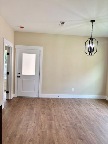 129 Washington Street, Dalton, GA 30720
