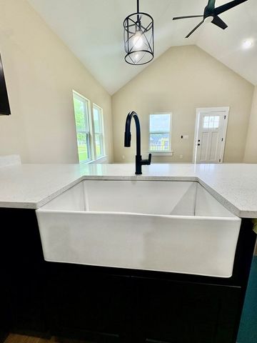 129 Washington Street, Dalton, GA 30720