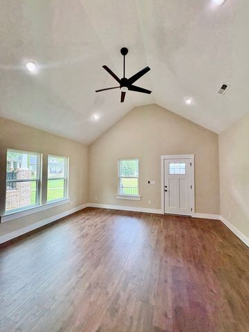 129 Washington Street, Dalton, GA 30720