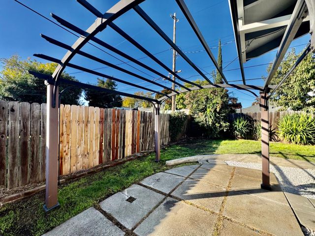 1440 Wendell Way, Yuba City, CA 95991