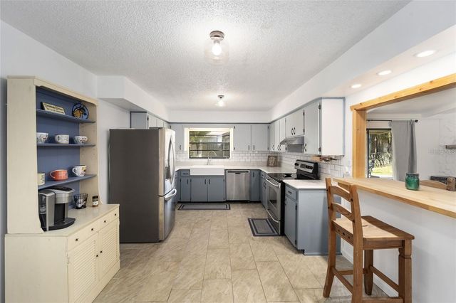 4721 NW 82ND COURT, Ocala, FL 34482