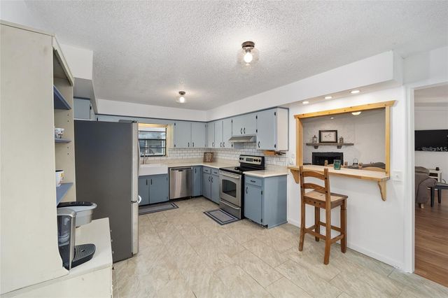 4721 NW 82ND COURT, Ocala, FL 34482