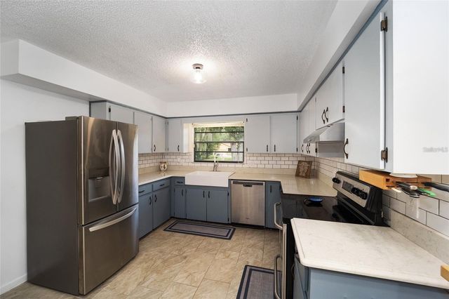 4721 NW 82ND COURT, Ocala, FL 34482