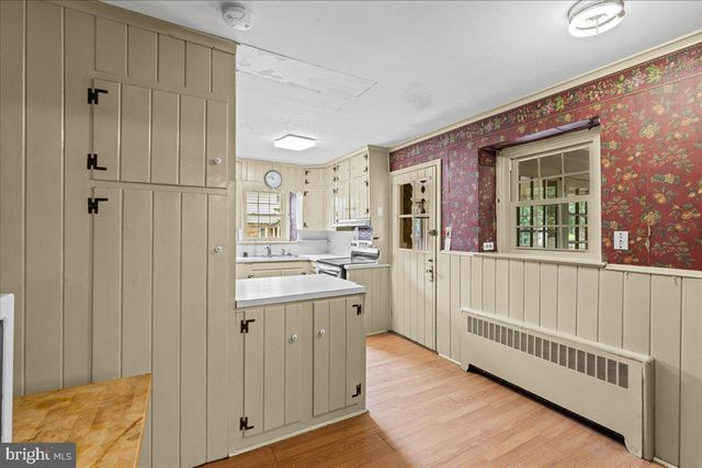 514 SUMMIT AVE, Fort Washington, PA 19034