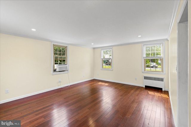 514 SUMMIT AVE, Fort Washington, PA 19034