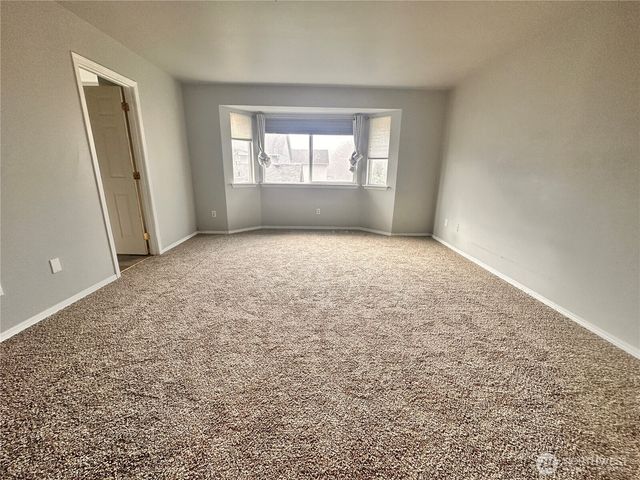 6451 STEAMER DR SE, Lacey, WA 98513