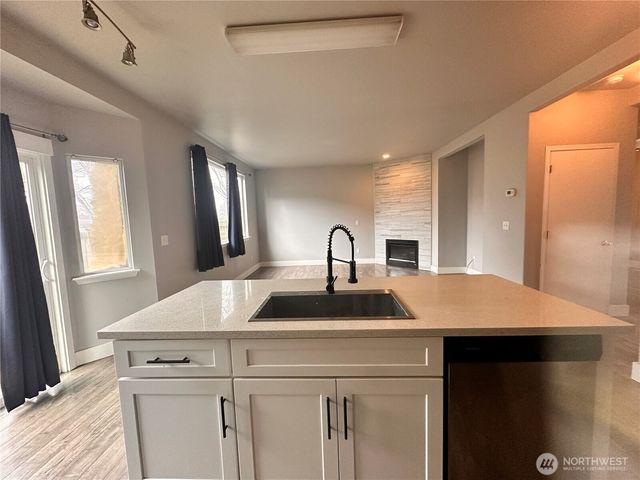 6451 STEAMER DR SE, Lacey, WA 98513