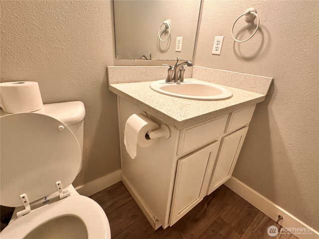 6451 STEAMER DR SE, Lacey, WA 98513