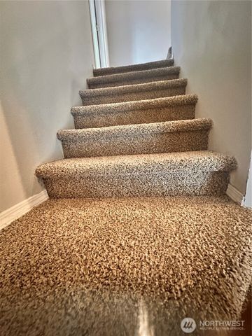 6451 STEAMER DR SE, Lacey, WA 98513