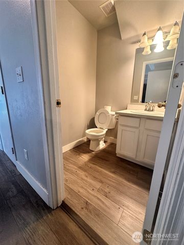 6451 STEAMER DR SE, Lacey, WA 98513