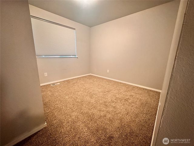 6451 STEAMER DR SE, Lacey, WA 98513