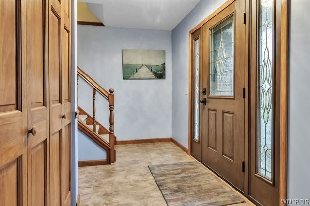 20 Peppermill Lane, Orchard Park, NY 14127