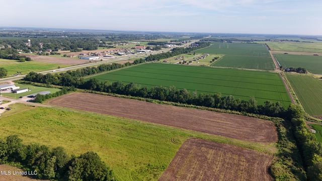 Julius Lucas Drive, Cleveland, MS 38732