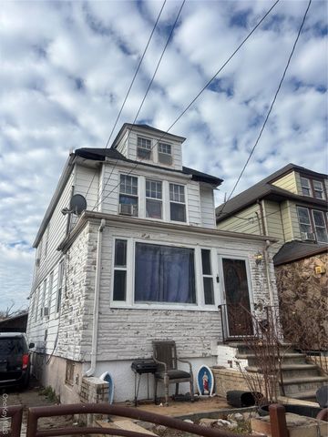 11150 140th Street, Jamaica, NY 11435