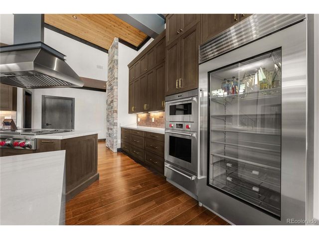 21261 Broadview Rd, Nathrop, CO 81236