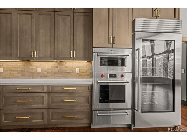 21261 Broadview Rd, Nathrop, CO 81236