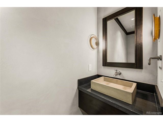 21261 Broadview Rd, Nathrop, CO 81236