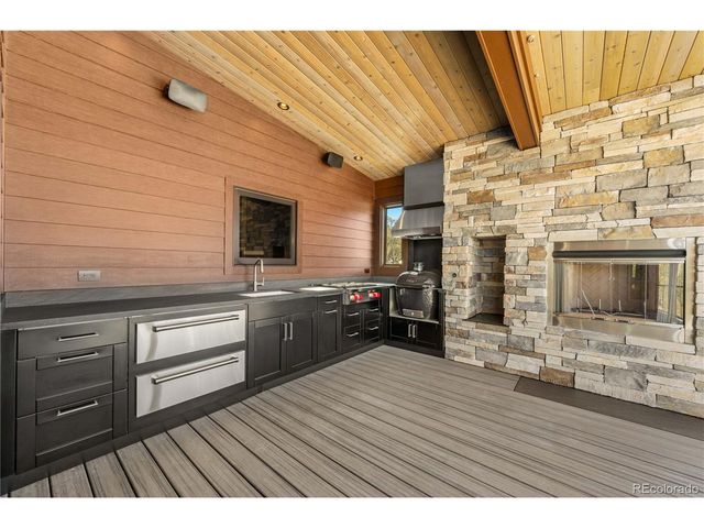 21261 Broadview Rd, Nathrop, CO 81236