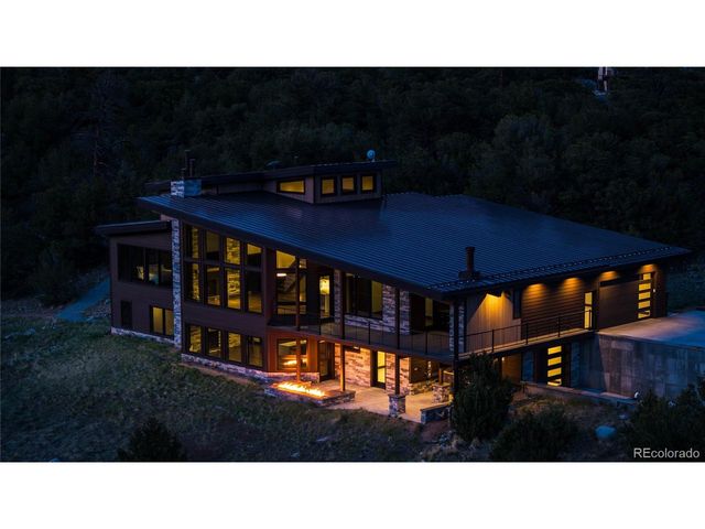 21261 Broadview Rd, Nathrop, CO 81236