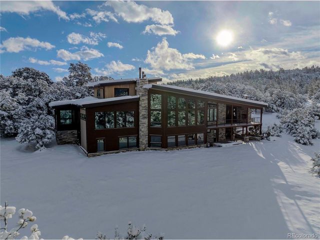 21261 Broadview Rd, Nathrop, CO 81236