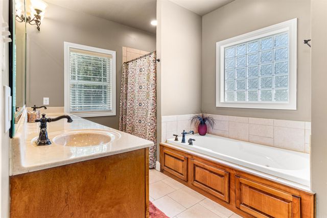 229 County Road 7820, Jonesboro, AR 72405