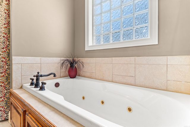 229 County Road 7820, Jonesboro, AR 72405