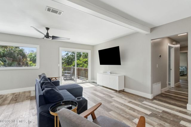 704 SEABROOK COVE Road, Jacksonville, FL 32211