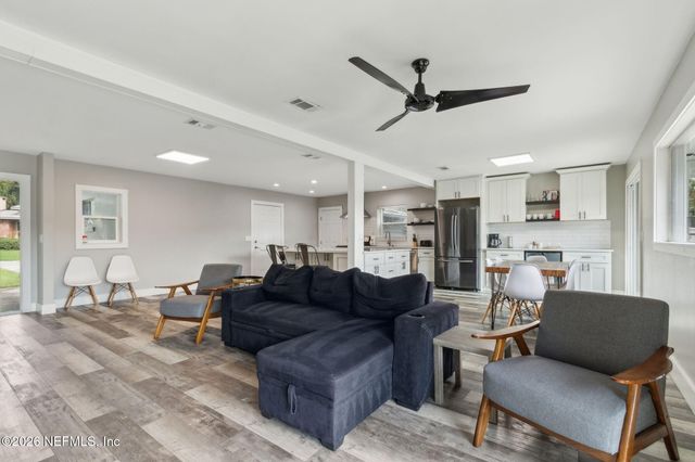 704 SEABROOK COVE Road, Jacksonville, FL 32211