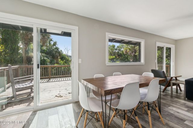 704 SEABROOK COVE Road, Jacksonville, FL 32211