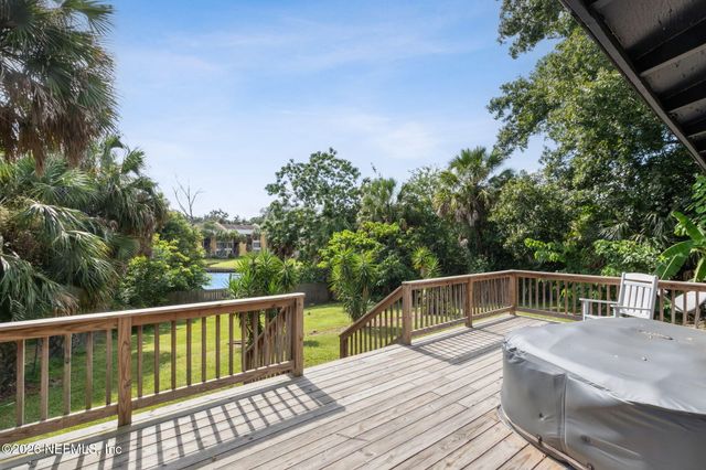 704 SEABROOK COVE Road, Jacksonville, FL 32211
