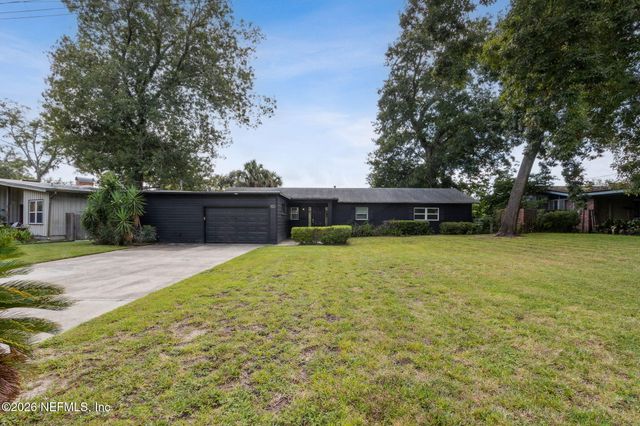 704 SEABROOK COVE Road, Jacksonville, FL 32211