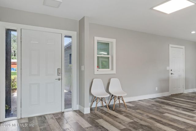 704 SEABROOK COVE Road, Jacksonville, FL 32211