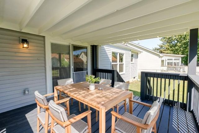 2245 Riverway Dr, Old Hickory, TN 37138