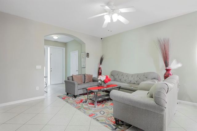 6081 Seminole Gardens Circle, Riviera Beach, FL 33418