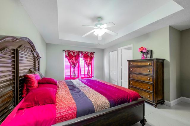6081 Seminole Gardens Circle, Riviera Beach, FL 33418