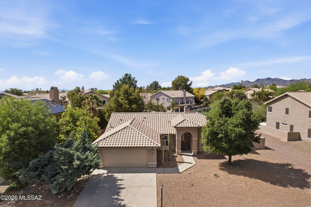 11079 N Mountain Breeze Drive, Oro Valley, AZ 85737