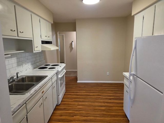 4602 Imperial Drive, Toledo, OH 43623