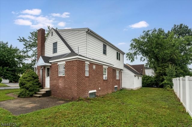 19 E Amsterdam Ave, Fair Lawn Boro, NJ 07410