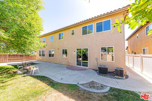 7376 Sungold Avenue, Eastvale, CA 92880