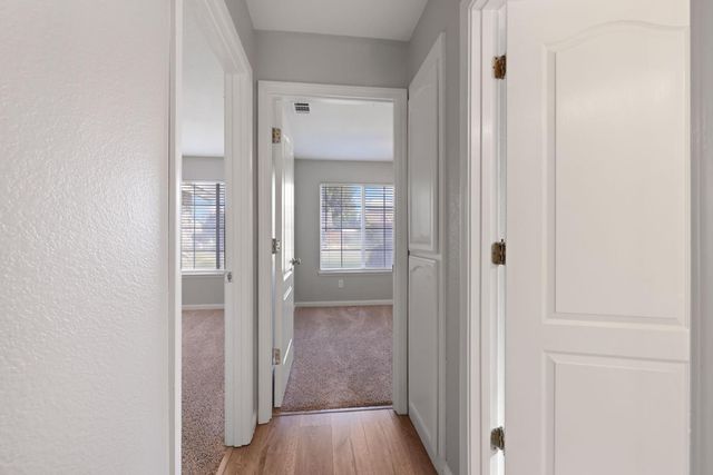 924 East Milgeo Avnue, Ripon, CA 95366