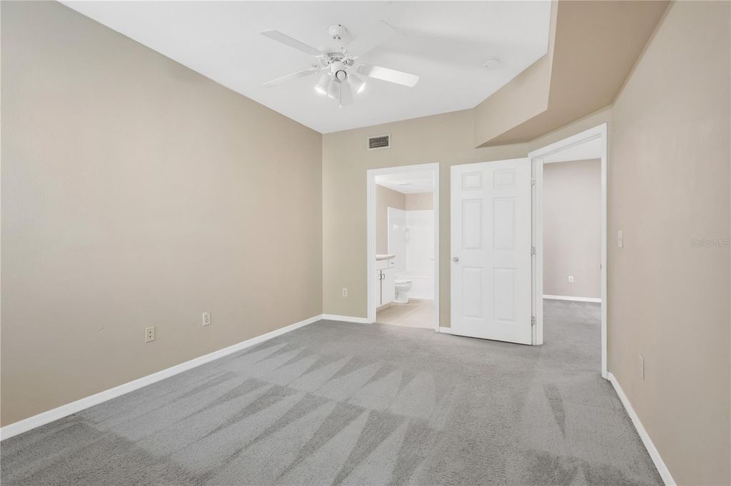 Image 12 of property listing at 1810 E PALM AVENUE 5205, Tampa, FL 33605
