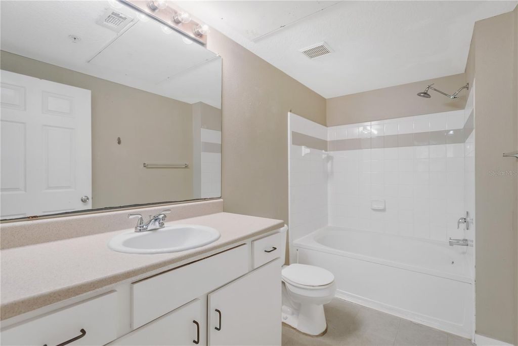 Image 13 of property listing at 1810 E PALM AVENUE 5205, Tampa, FL 33605