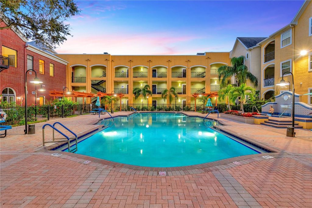 Image 20 of property listing at 1810 E PALM AVENUE 5205, Tampa, FL 33605