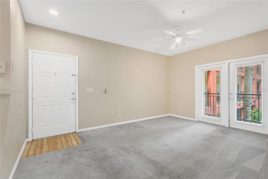 Image 9 of property listing at 1810 E PALM AVENUE 5205, Tampa, FL 33605