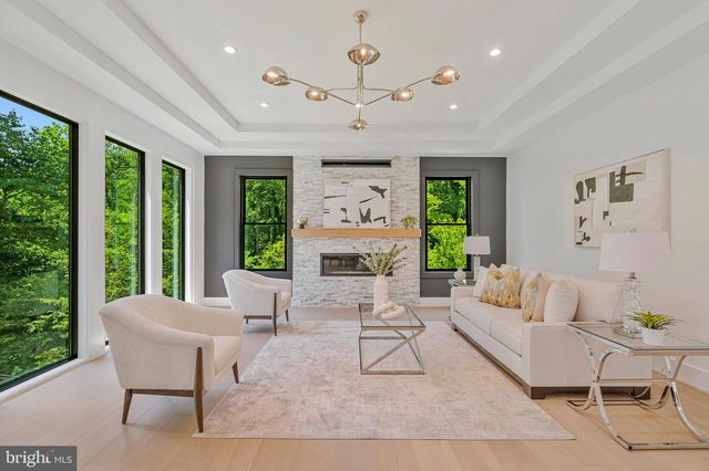 1434 WAGGAMAN CIR, Mclean, VA 22101