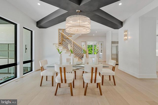 1434 WAGGAMAN CIR, Mclean, VA 22101